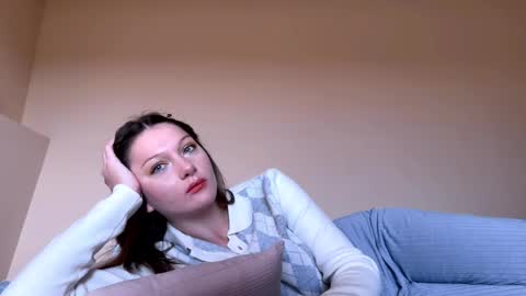 katie online show from October 30, 2025, 1:12 pm