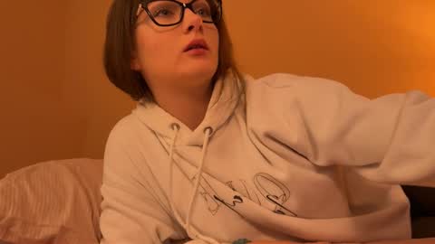 katie online show from December 15, 2025, 12:42 pm