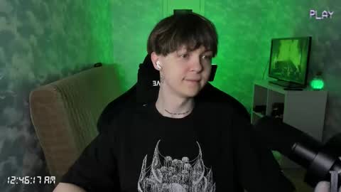 lynxy online show from October 11, 2025, 9:46 pm