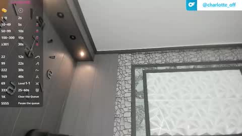 Snapshot of chartolotte__ chatting on November 13, 2025, 5:01 pm Andrea online show from November 13, 2025, 5:01 pm