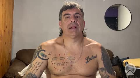 chato012 online show from April 23, 2026, 7:16 pm