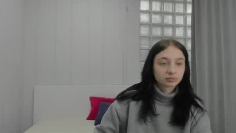 Alice online show from November 6, 2025, 7:53 am