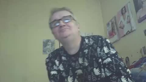 lee online show from November 4, 2025, 6:18 pm