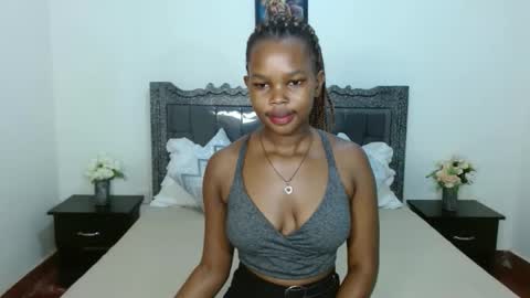 Snapshot of chayenie chatting on May 17, 2026, 5:05 am Cheyenne online show from May 17, 2026, 5:05 am