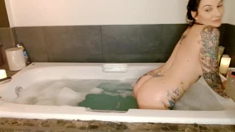 Cookie  Chay online show from November 27, 2025, 6:26 am