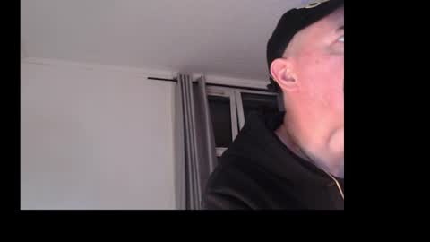 chazdiniro online show from November 1, 2025, 8:00 pm