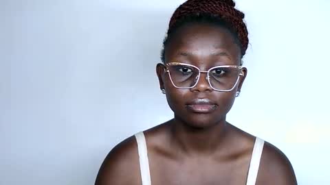 cheeky_charms online show from September 20, 2025, 2:12 am