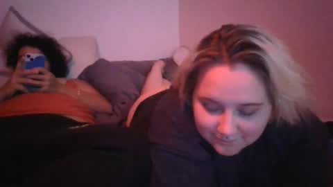 Snapshot of cheekychick420 chatting on June 17, 2026, 5:54 am cheekychick420 online show from June 17, 2026, 5:54 am