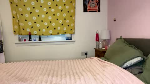 cheekykatx online show from October 21, 2025, 5:02 pm