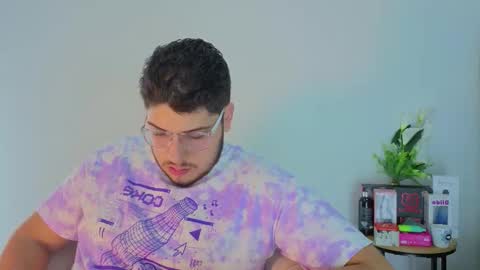   online show from March 18, 2026, 4:04 am