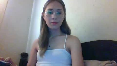 Snapshot of chelly4u69 chatting on February 24, 2025, 3:44 am chelly4u69 online show from February 24, 2025, 3:44 am