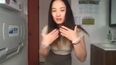 Snapshot of chellybear101 chatting on January 19, 2025, 5:28 pm chellybear101 online show from January 19, 2025, 5:28 pm