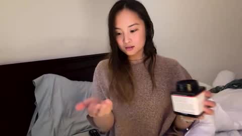 Snapshot of chellybear101 chatting on February 9, 2025, 7:05 am chellybear101 online show from February 9, 2025, 7:05 am