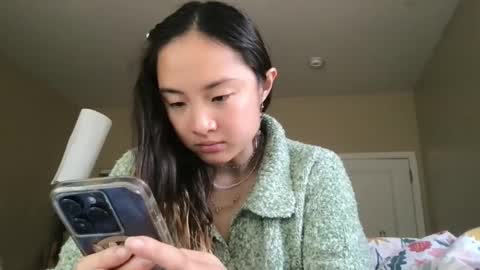 Snapshot of chellybear101 chatting on February 11, 2025, 7:05 pm chellybear101 online show from February 11, 2025, 7:05 pm