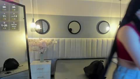 chelsea_bolton_ online show from April 1, 2026, 12:17 pm