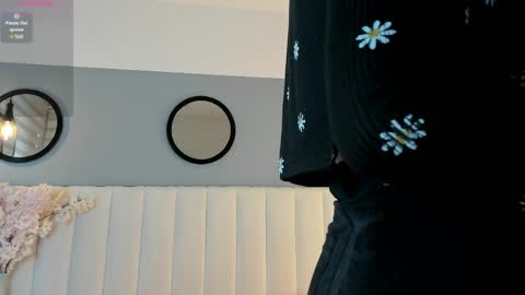 chelsea_bolton_ online show from April 2, 2026, 1:09 pm