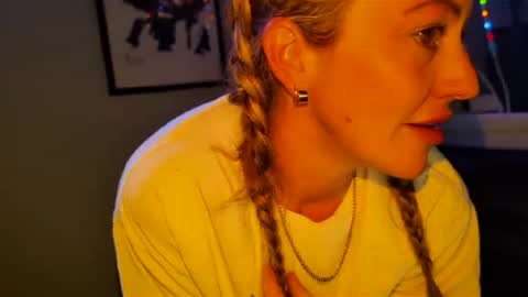 Snapshot of chelseelynn chatting on February 7, 2026, 4:38 am chelsee lynn online show from February 7, 2026, 4:38 am