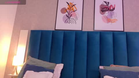   online show from September 30, 2025, 7:41 pm