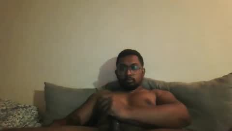 chennaibull1011 online show from May 30, 2026, 1:19 pm