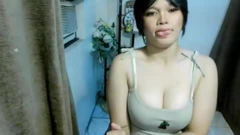 Snapshot of chennybbgirl chatting on September 19, 2025, 3:02 pm chenny online show from September 19, 2025, 3:02 pm