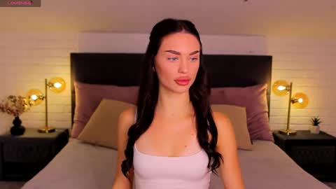 Cherry  Kiss online show from April 14, 2026, 7:36 am