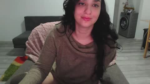 Sherry online show from February 13, 2025, 2:01 am