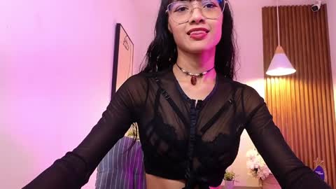 Snapshot of cherry_vixen_ chatting on June 6, 2026, 6:12 pm Sery online show from June 6, 2026, 6:12 pm