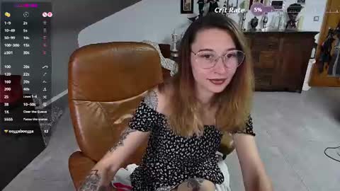 Leonie online show from July 18, 2026, 1:59 pm