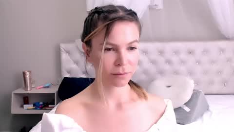 Anna online show from January 22, 2025, 1:20 am