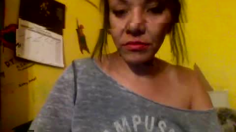 cherryhillss online show from November 5, 2025, 4:34 am