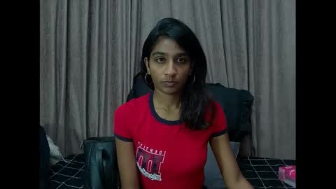 leah online show from January 15, 2025, 5:40 am