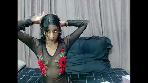 leah online show from January 21, 2025, 11:13 am