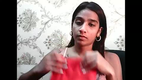 leah online show from February 12, 2025, 5:37 am