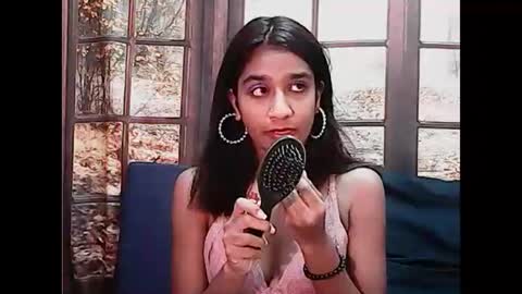 leah online show from February 26, 2025, 5:31 am