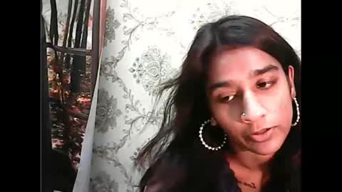 leah online show from March 5, 2025, 5:50 am