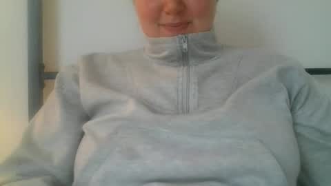 Snapshot of cherryjune chatting on April 30, 2026, 4:57 pm CherryJune online show from April 30, 2026, 4:57 pm