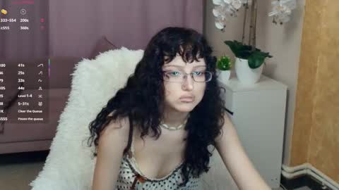 Snapshot of cherrylanding chatting on May 31, 2026, 7:26 pm Isabel online show from May 31, 2026, 7:26 pm