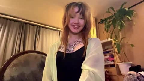 Nika online show from May 15, 2026, 4:47 pm