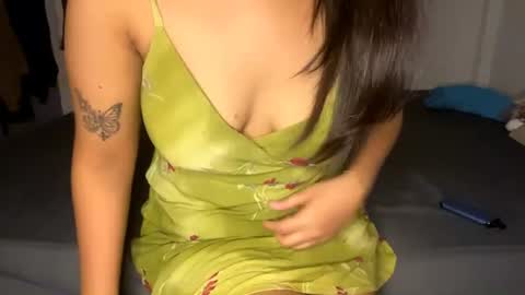 Snapshot of cherrynovax chatting on June 24, 2026, 3:11 pm Bella online show from June 24, 2026, 3:11 pm
