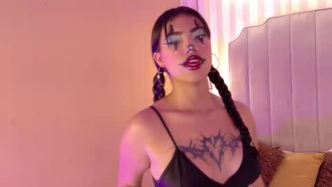 Cherry online show from October 31, 2025, 2:07 pm