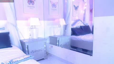 cherryposse  online show from October 15, 2025, 8:20 pm