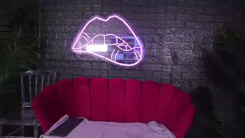 cherrysinn online show from October 16, 2025, 6:31 pm