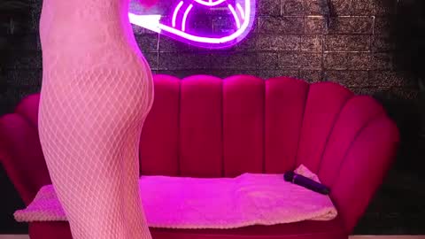 cherrysinn online show from April 1, 2026, 7:55 pm