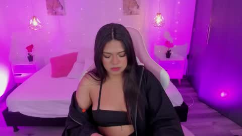 Cherry Vixen online show from November 24, 2025, 5:07 am