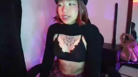 Cherry  online show from February 19, 2025, 3:50 am