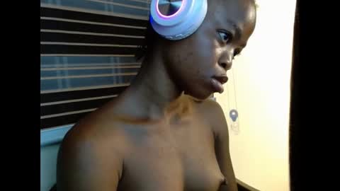 cherryxpussy online show from February 11, 2025, 4:22 am