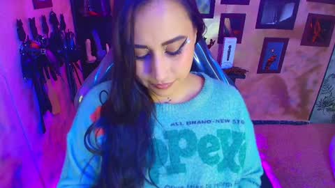 cherry online show from October 6, 2025, 3:53 pm