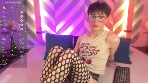 Snapshot of cherryy_boy chatting on February 20, 2025, 10:26 pm Matias online show from February 20, 2025, 10:26 pm