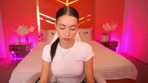 cherryylulu online show from October 15, 2025, 7:30 am