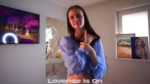 Snapshot of cheryburry chatting on October 23, 2025, 3:50 am Leia online show from October 23, 2025, 3:50 am